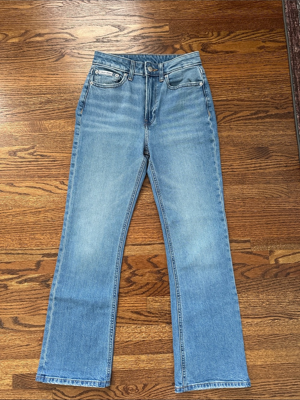 Calvin Klein Classic High-Rise flare crop Jeans - Light Blue-W25 NWOT